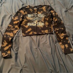 Black and Brown Hollister Crop Top